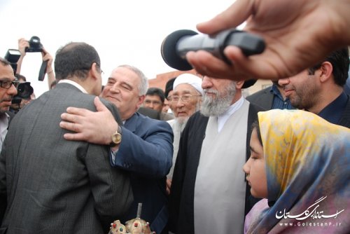حضور پزشکان خير، بارقه اميدی در دل مردم مستضعف مراوه تپه است