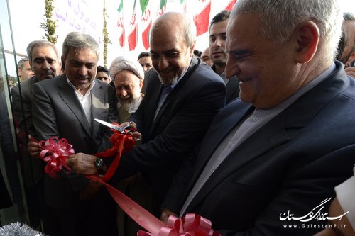 استادیوم پنج هزار نفری آزادی گنبدکاووس با حضور وزیر ورزش و جوانان افتتاح شد
