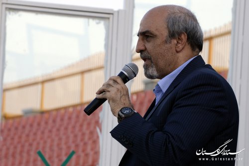 استادیوم پنج هزار نفری آزادی گنبدکاووس با حضور وزیر ورزش و جوانان افتتاح شد