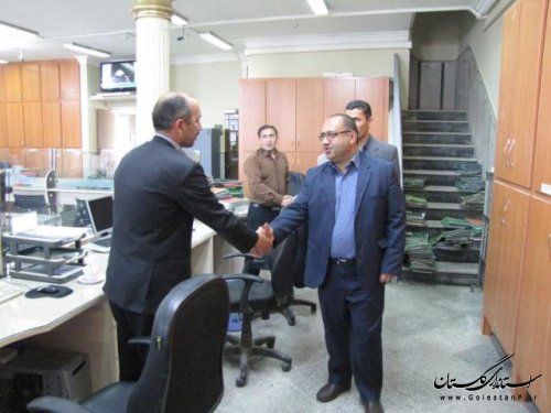 بازدیدسرزده فرماندار از بانکهای علی آباد کتول
