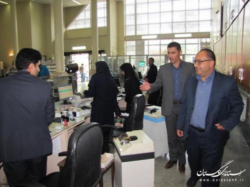 بازدیدسرزده فرماندار از بانکهای علی آباد کتول
