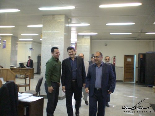 بازدیدسرزده فرماندار از بانکهای علی آباد کتول
