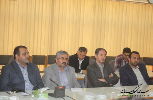 وقتی دولت تریبونی در اختیار ندارد خودمان تریبون دولت می شویم