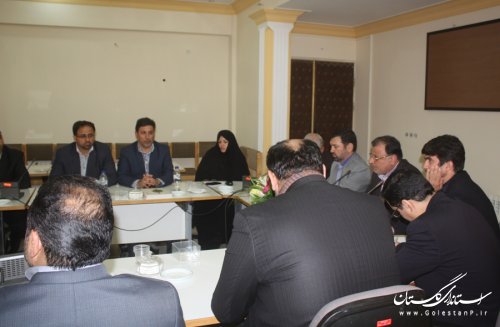 وقتی دولت تریبونی در اختیار ندارد خودمان تریبون دولت می شویم