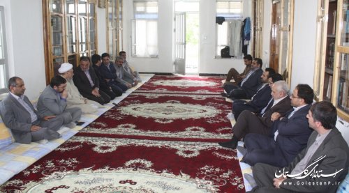 دیدار معاون و مدیران حوزه سیاسی امنیتی اجتماعی با امام جمعه اهل سنت کلاله