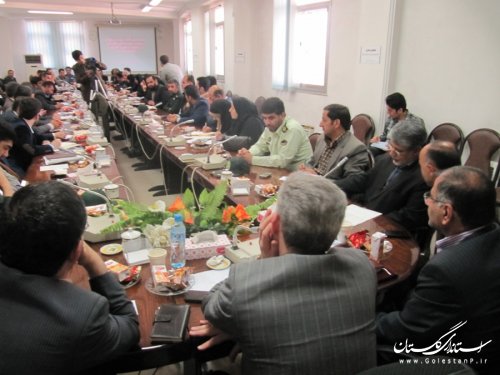 وجود اقلیم و اقوام مختلف از ظرفیت های استان برای توسعه و پیشرفت است