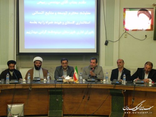 فلسفه وجودی دولت ها رائه خدمات به شهروندان است