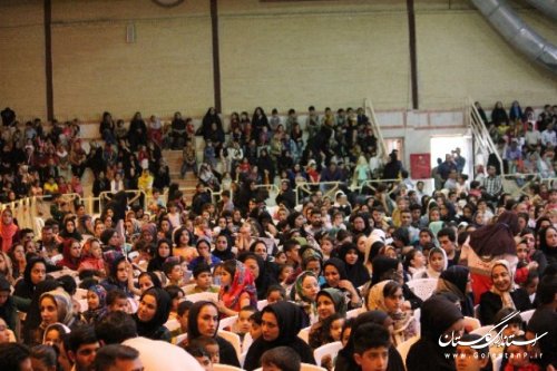 جشنواره باران با حضور بازیگران برنامه فتیله در شهرستان علی آبادکتول