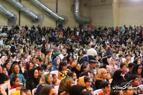 جشنواره باران با حضور بازیگران برنامه فتیله در شهرستان علی آبادکتول