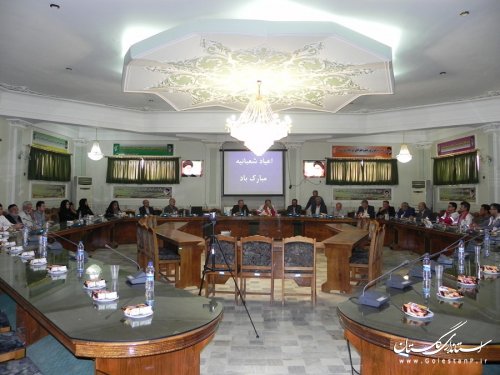 یکی از ویژگی های مهم انقلاب، توجه به محرومین و مستمندان جامعه است