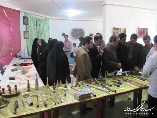 نمایشگاه صنایع دستی در بندرگز گشایش یافت