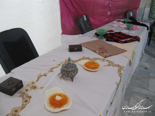 نمایشگاه صنایع دستی در بندرگز گشایش یافت