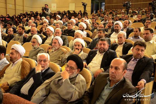 نماز بزرگترین هنر است و هنرمند باید در برابر آن خاضع باشد
