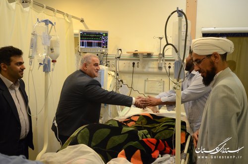 عیادت استاندار گلستان از حاج یار محمد آخوند نظری 