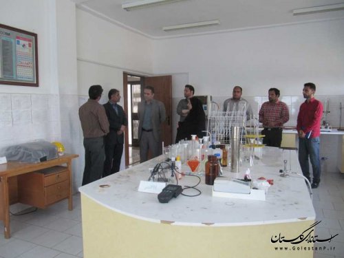 فرماندار بندرگز از تصفیه خانه فاضلاب  این  شهرستان بازدید کرد