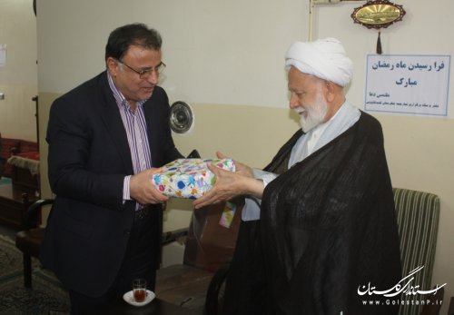 معاون سیاسی، امنیتی و اجتماعی استاندار با امام جمعه گنبدکاووس دیدار کرد