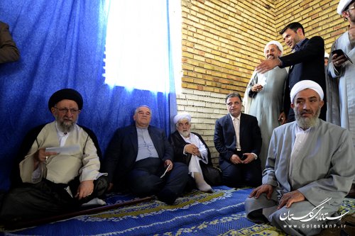 حضور استاندار گلستان در مراسم تشییع پیکر مرحوم آخوند نظری 