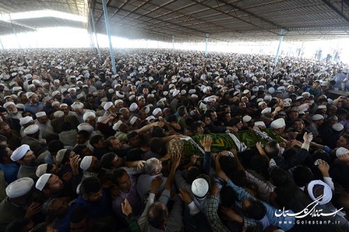 حضور استاندار گلستان در مراسم تشییع پیکر مرحوم آخوند نظری 