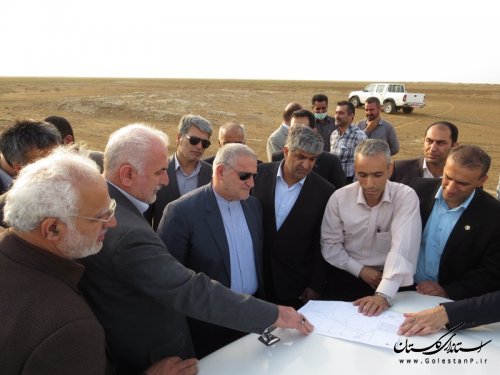 بازدید استاندار گلستان و مدیرعامل نفت خزر از محل اجرای پروژه اکتشاف نفت و گاز