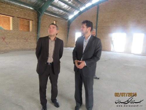 بازدید فرماندار گمیشان از سالن ورزشی رزمی شهرستان