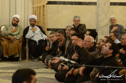 بزرگترین جستجوگران عالم در مقابل امام علی(ع) خاضع اند