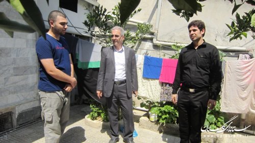 دیدار فرماندار با چند خانواده کم بضاعت شهر کردکوی