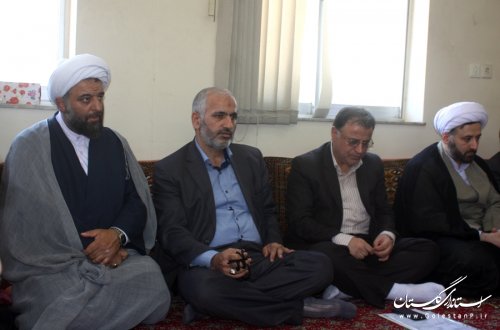 معاون سیاسی، امنیتی و اجتماعی استاندار با امام جمعه بندرترکمن دیدار کرد