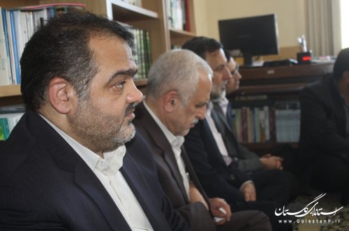 معاون سیاسی، امنیتی و اجتماعی استاندار با امام جمعه بندرترکمن دیدار کرد