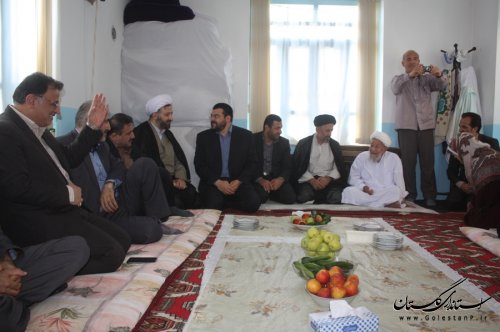 معاون استاندار با امام جمعه اهل سنت بندرترکمن دیدار کرد