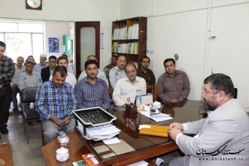 نشست صمیمی فرماندار با پرسنل اداره منابع طبیعی آزادشهر