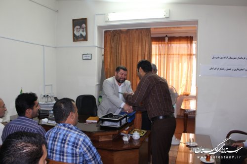 نشست صمیمی فرماندار با پرسنل اداره منابع طبیعی آزادشهر