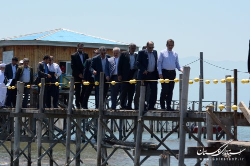 معاون اول رییس جمهور از تاسیسات پرورش ماهیان خاویاری آشوراده دیدن کرد