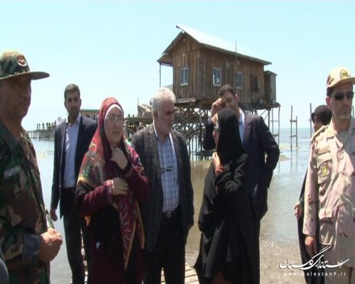 جهانگیری معاون اول رئیس جمهور از جزیره آشوراده بازدید کرد