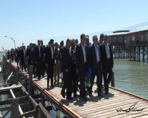 جهانگیری معاون اول رئیس جمهور از جزیره آشوراده بازدید کرد