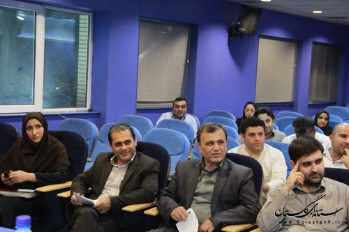 خبرنگاران و اصحاب رسانه زبان گویای افراد یک جامعه می باشند