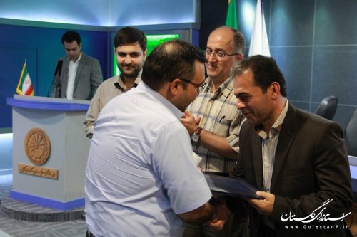 خبرنگاران و اصحاب رسانه زبان گویای افراد یک جامعه می باشند