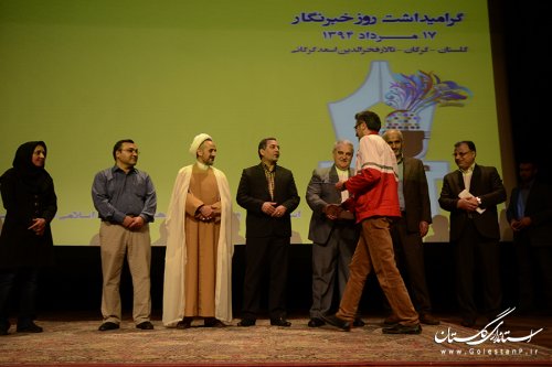 خبرنگاران باید به نام آوران در تاریخ مبدل شوند