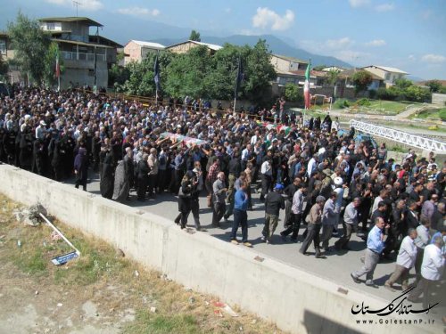 پیکر مطهر دو شهید گمنام در نوکنده تشییع و خاکسپاری شد