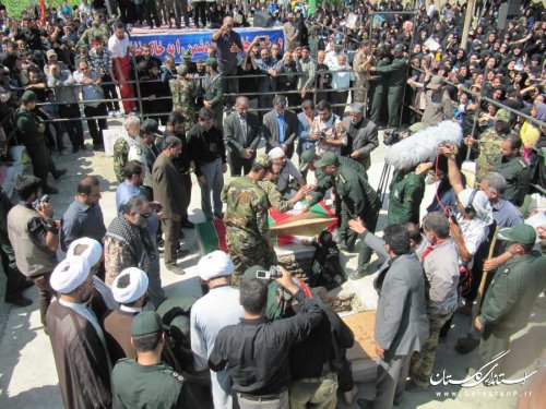 پیکر مطهر دو شهید گمنام در نوکنده تشییع و خاکسپاری شد