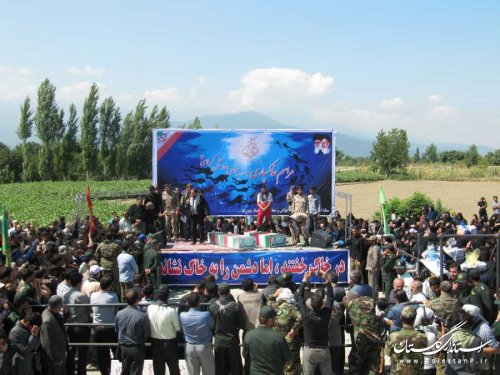 پیکر مطهر دو شهید گمنام در نوکنده تشییع و خاکسپاری شد