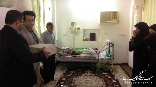 دیدار معاون فرماندار کردکوی با خانواده های جانبازان و ایثارگران شهرستان 