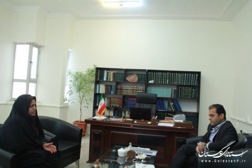 فرماندار گرگان با شهروندان بصورت چهره به چهره دیدار و گفتگو کرد