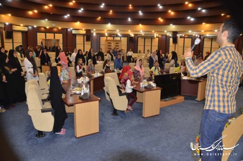 مراسم جشن میلاد حضرت معصومه(س) برای دختران پرسنل استانداری برگزارشد