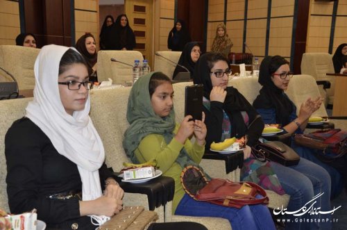 مراسم جشن میلاد حضرت معصومه(س) برای دختران پرسنل استانداری برگزارشد