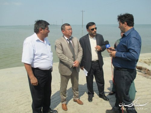 بازدید معاون اول استاندار منگستو در راس هیئت اقتصادی از اسکله بندرترکمن