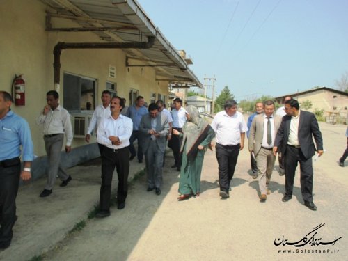 بازدید معاون اول استاندار منگستو در راس هیئت اقتصادی از اسکله بندرترکمن