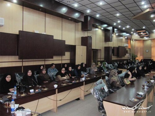 مدال آوران و نخبگان دختر شهرستان گنبد کاووس تجلیل شدند
