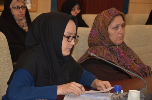 برای توسعه همه جانبه باید بستر خوبی برای حضور زنان در جامعه ایجاد شود