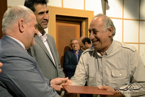 رادیو علی رغم پیری همچنان جوان است