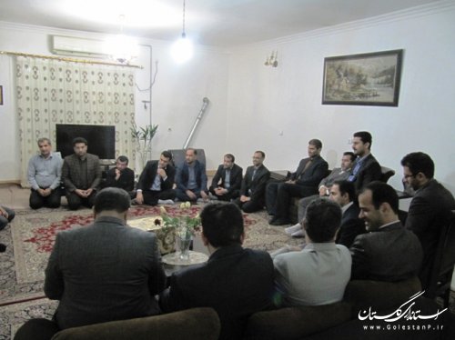 دیدار فرماندار و رئیس دادگستری شهرستان با جانباز جنگ تحمیلی